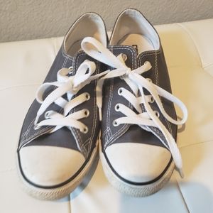 Women's conversation EUC